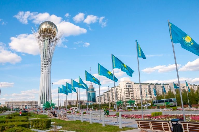 Производитель майнеров Canaan открывает сервисный центр в Казахстане