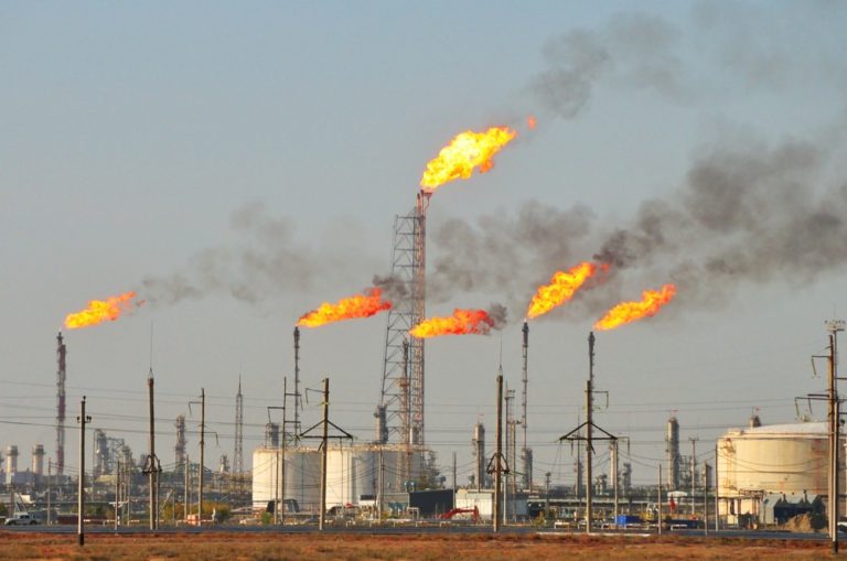 Российские чиновники хотят майнить биткоины на газе